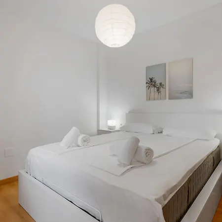 Unique Floor In Historic Center By Costarentals - Mal04 * Malaga