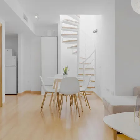 Apartment Unique Floor In Historic Center By Costarentals - Mal04 Malaga